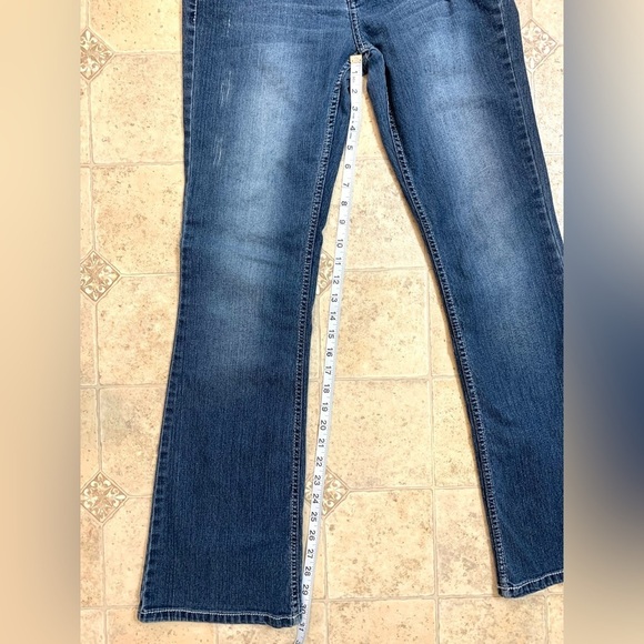 Juniors Paris Blues Bootcut Jeans Distressed Denim Sz 9 - Picture 7 of 10